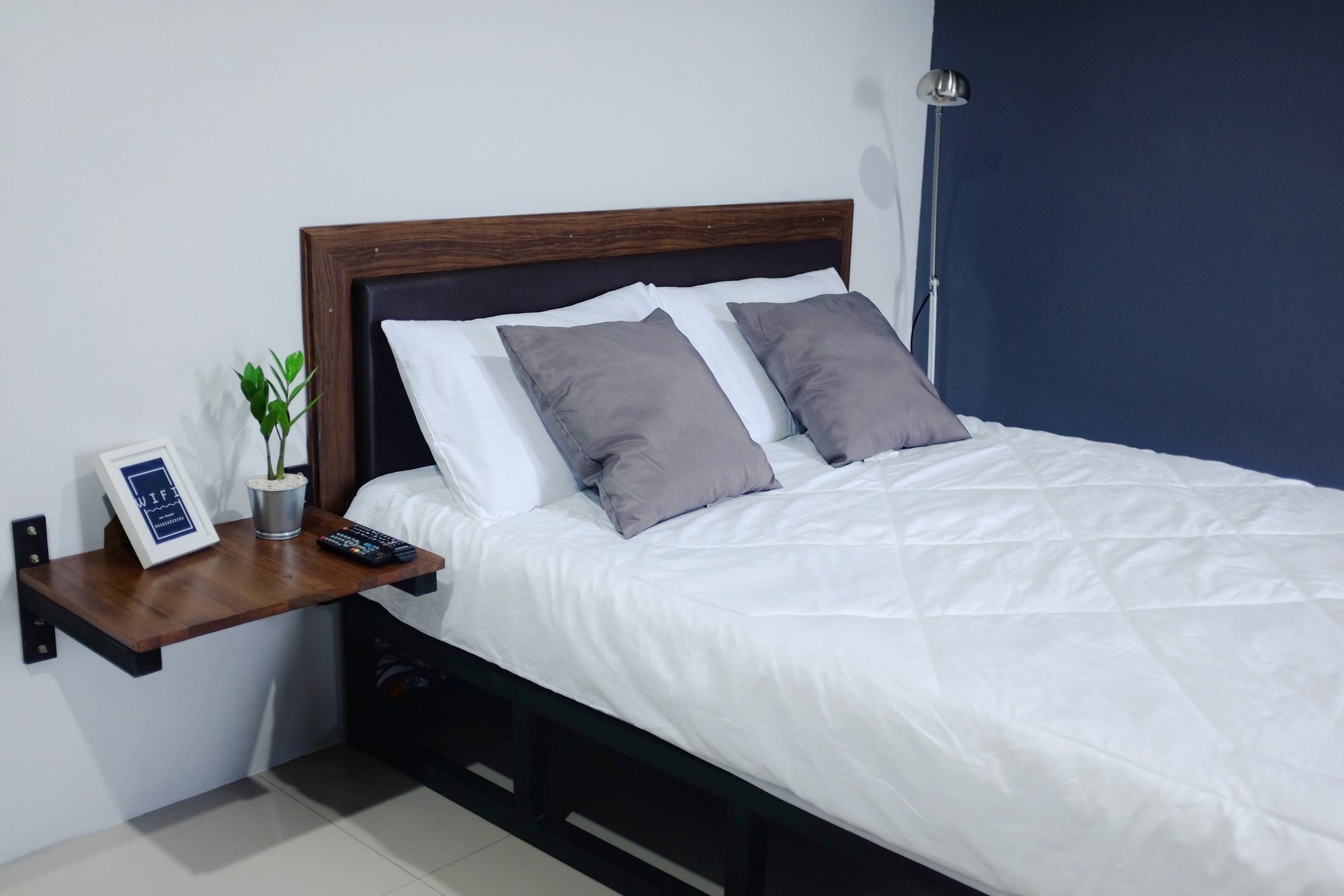 The Room Apartment Сурат-Тхані Екстер'єр фото