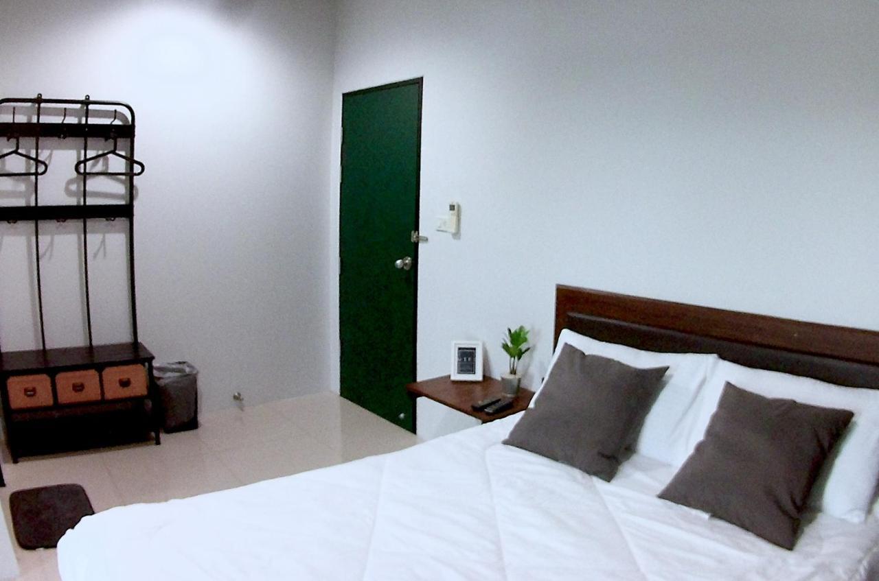The Room Apartment Сурат-Тхані Екстер'єр фото